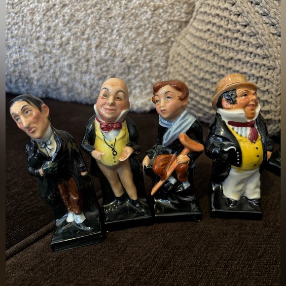 Royal Doulton Red and Green Decorative Accents Vintage colección . 15 characters - Picture 7 of 16